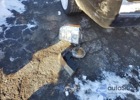 2009 Cadillac Escalade Esv Luxury z USA, uszkodzony, nr VIN 1GYFK26239R230420